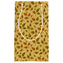 Geschenktüte mit Herbstlaub