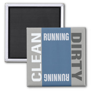 Geschirrspüler Saubere Wäsche mit modernem blauen  Magnet