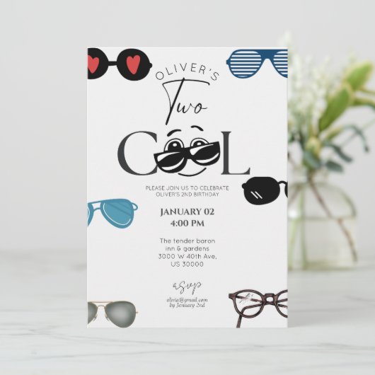 Geschlechtsneutraler lustiger zweiter Geburtstag Einladung (Stehend Vorderseite)