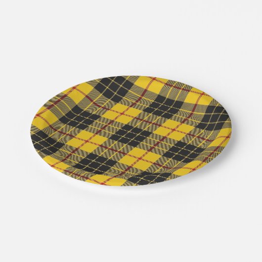 Geschmack von Scotland Clan MacLeod von Lewis Tart Pappteller (Schrägansicht)