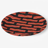 Geschmackvolle Bacon Strips Muster Pappteller (Schrägansicht)