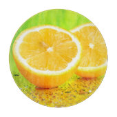 geschnitten Zitronen und Wassertropfen Schneidplat Schneidebrett (Vorderseite)