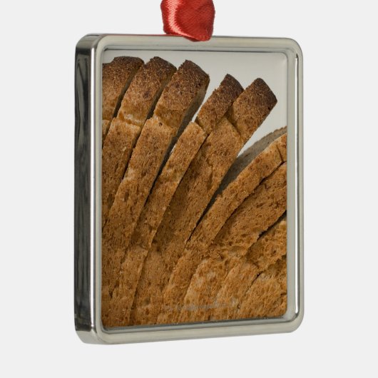 Geschnittener Brotlaib Ornament Aus Metall (Rechts)