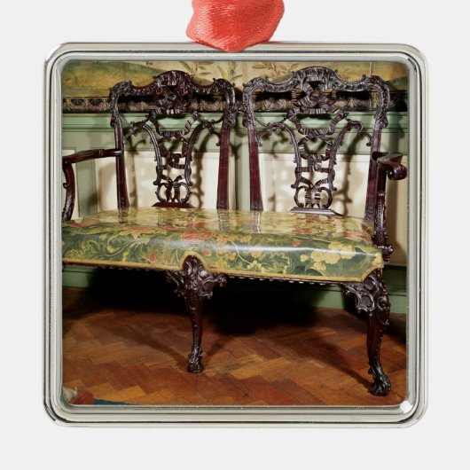 Geschnitztes Sofa, mit dem Tapisseriesitz, ähnlich Silbernes Ornament (Vorne)