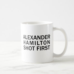 Geschossener zuerst - weißer T - Shirt Alexanders Kaffeetasse