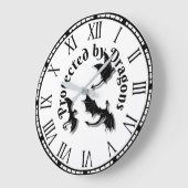 Geschützt durch Drachenwarnung Große Wanduhr (Winkel)