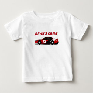 Geschwister des Geburtstagsjungen rote Rennwagen-C Baby T-shirt