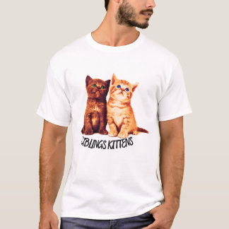 Geschwister, zwei niedliche Katzen T-Shirt