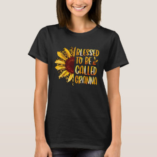Gesegnet als Granna Niedliche Sonnenblumenmütter T-Shirt