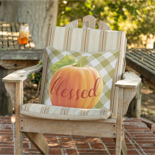 Gesegnet Herbst Ernte Pumpkin auf Gingham Kissen (Stuhl )