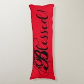 Gesegnet! Körperkissen (rot) (Vorderseite Vertikal)