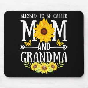 Gesegnet, Mama und Oma floral süß genannt zu werde Mousepad