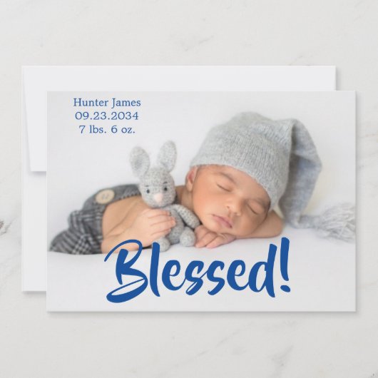 Gesegnetes Foto Blue Script Personalisierte Geburt Ankündigung (Vorderseite)