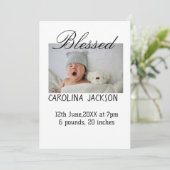 Gesegnetes neues geborenes Foto, moderne Geburtsan Einladung (Stehend Vorderseite)