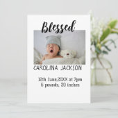 Gesegnetes neues geborenes Foto, moderne Geburtsan Einladung (Stehend Vorderseite)