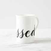 Gesegnetes Schwarz-weißes modernes Skript Porzellantasse (Vorderseite Rechts)