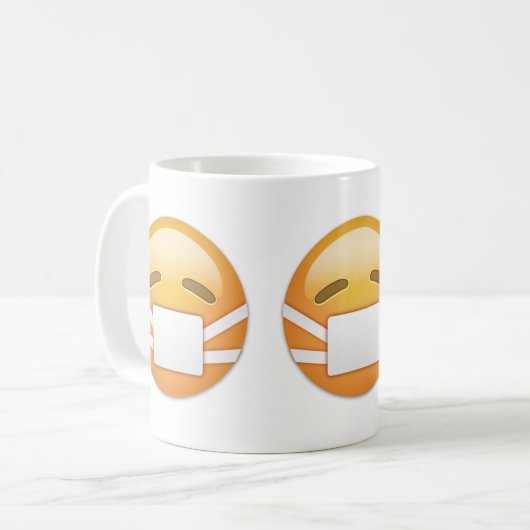 Gesicht mit medizinischer Maske Emoji Kaffeetasse (Vorderseite Links)