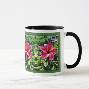 Gesichter in den Blätter... Tasse