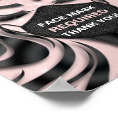 Gesichtsmaske erforderlich Covid Eyelash Hair Pink Poster (Ecke)