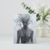 Gespenstische Frauen und weiße Blume Postkarte (Stehend Vorderseite)