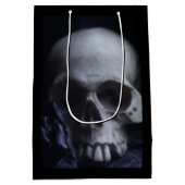 Gespenstischer menschlicher Schädel-grimmige Mittlere Geschenktüte (Rückseite)