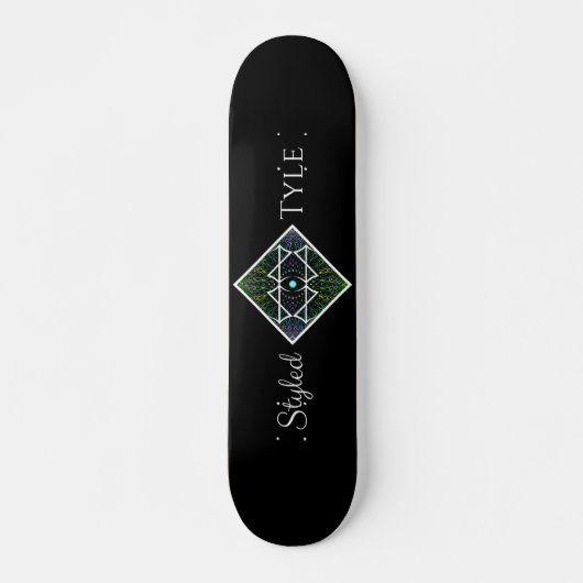 Gestaltetes Tyle-Logo Skateboard (Vorne)