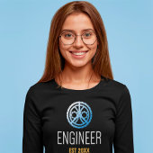 Gestellte Ingenieurin , Ingenieurstudium nach Maß T-Shirt