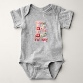 Gesteppter Patchwork-Initialbuchstabe B Kinderzimm Baby Strampler (Vorderseite)