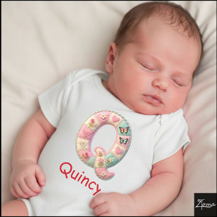 Gesteppter Patchwork-Initialbuchstabe Q Kinderzimm Baby Strampler
