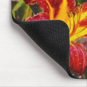 Gestern Lily nach dem Regen Mousepad (Ecke)