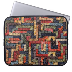 Gestickte geometrische, ethnische Textur Laptopschutzhülle