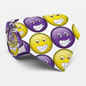 Gestörte Krawatte (Gerollt)