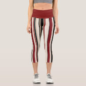 Gestreift Rot, Schwarz und Creme Capri Leggings (Vorderseite)