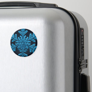 Gestreifte Eleganz: Intricate Blue Snowflake Desig Magnet
