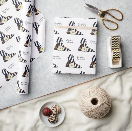 gestreifte Mode High Heels mit daisy Geschenkpapier (Kunsthandwerk)