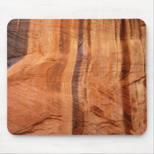 Gestreifter Felsen der Double Arch Alcove II im Zi Mousepad