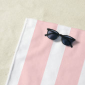 Gestreifter rosa Strandtuch (Beispiel)
