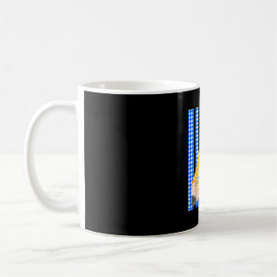 Gestreifter Rückkehr-zur-Schule-Bleistift-Bogen zw Kaffeetasse