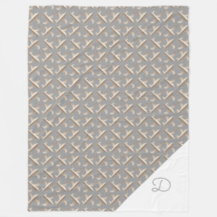 Gestreiftes Fleur-de-lis-Muster Monogramm Fleecedecke