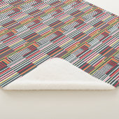 gestreiftes geometrisches Muster Sherpadecke (3/4)