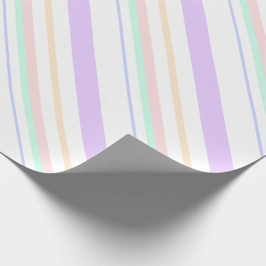 gestreiftes Linien Muster Striche Regenbogenfarben Geschenkpapier (Ecke)