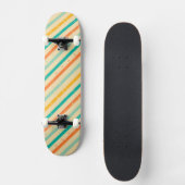 Gestreiftes Muster des Retro Schmutzes Skateboard (Vorderseite)