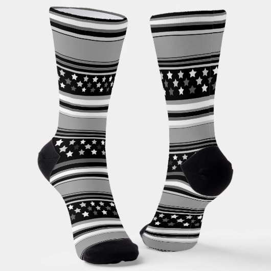Gestreiftes Muster horizontal mit Sternen Socken (Gewinkelt)