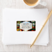 Gestricktes Glas mit sitzender Dame. Adressaufkleber (Insitu)