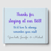 Gesuchtes und respektable B-and-B Gästebuch (Vorderseite)