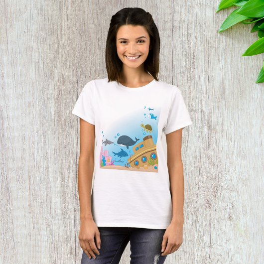 Gesunkene Schiffe und Fische T-Shirt