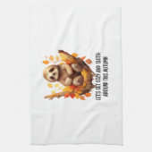 Get Cozy and Sloth Around This Autumn Geschirrtuch (Vertikal)