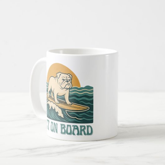 Get On Board Surfer Dog Retro Art -Bulldog Surfing Kaffeetasse (Vorderseite Links)