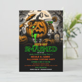Get Smashed Pumpkin Halloween Cocktail Party Einladung (Stehend Vorderseite)