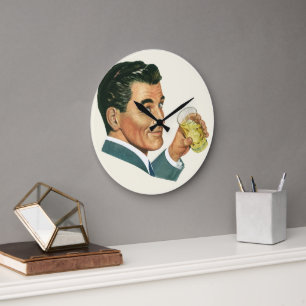 Getränke für Vintage-Cocktails, Mann trinkt Drinks Große Wanduhr